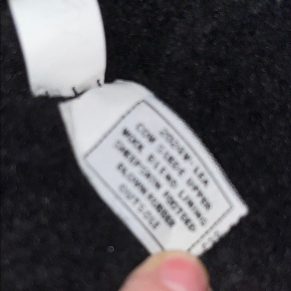 BearPaw Women's Suede Black Winter Boots - Picture 8 of 10